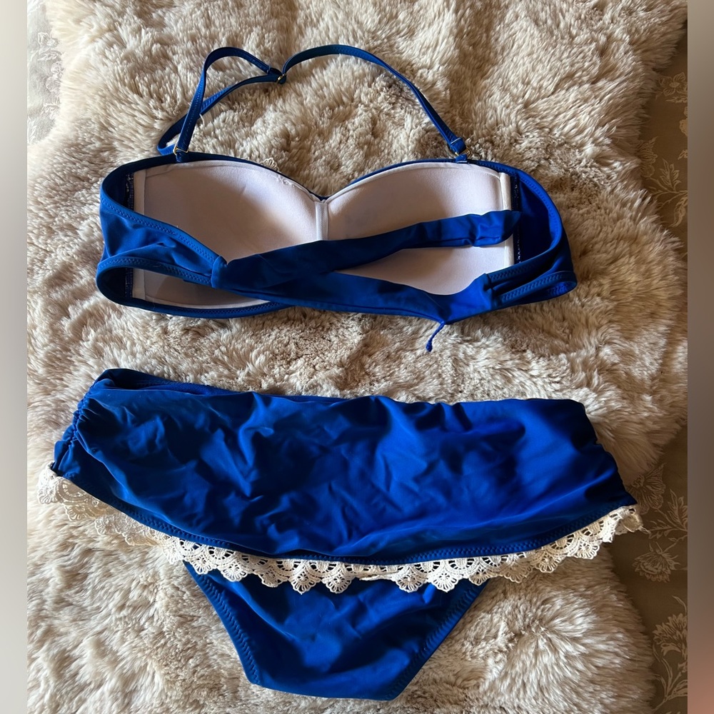Jessica Simpson Bikini - Picture 2 of 6